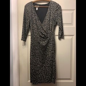 Plunging neckline patterned dress
